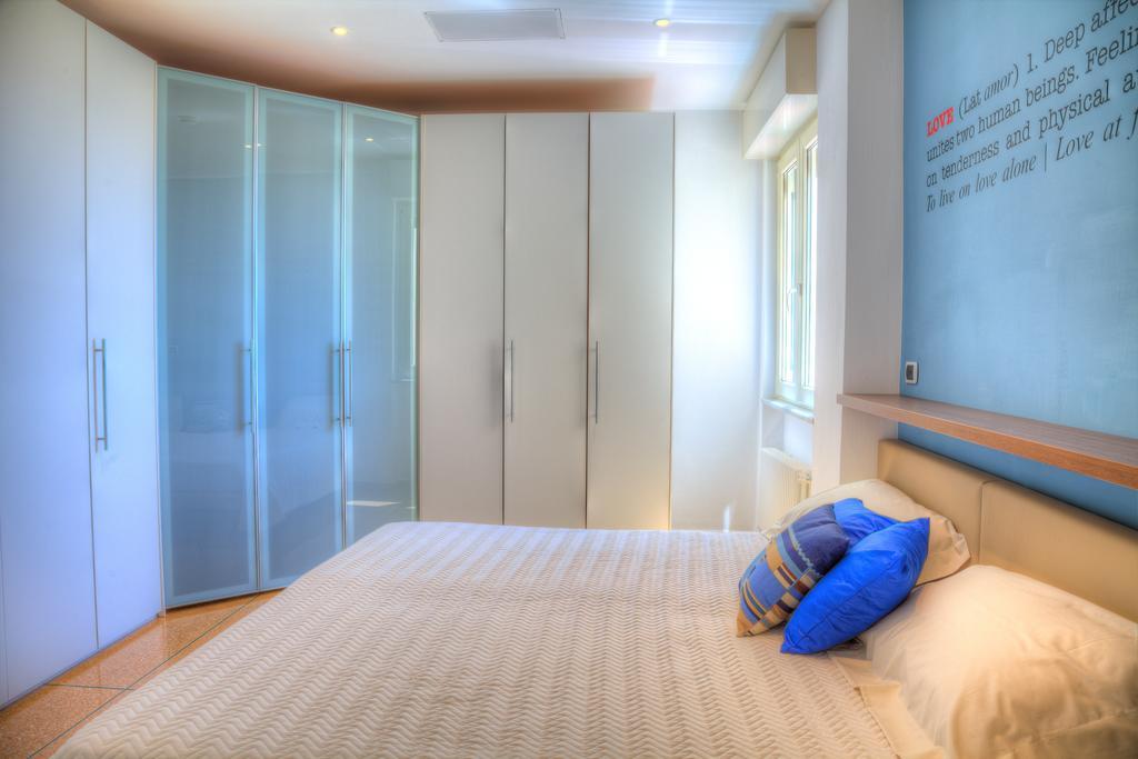 Appartamenti Villa Il Poggiolo ดิอาโนมารีนา ภายนอก รูปภาพ